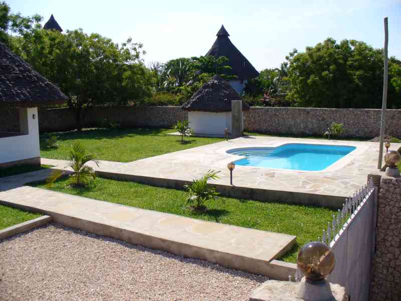 swimming-pool